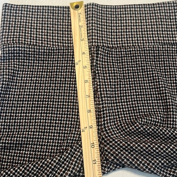 LOFT Lou & Grey Houndstooth Ponte Leggings Size M - Picture 6 of 11